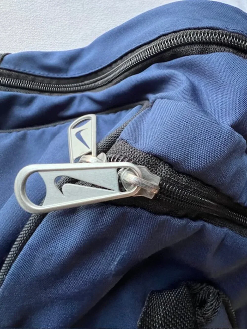 Nike training duffel bag navy blue vintage spacious travel gym‎ sports EUC